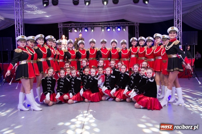 Zdjęcie w galerii na portalu naszraciborz.pl: Pietrowicka gala przedsiębiorczości już po raz trzynasty. Wręczono pięć statuetek wiadomości z regionu