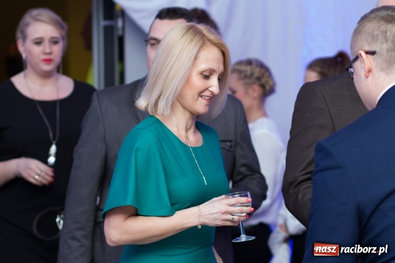 Zdjęcie w galerii na portalu naszraciborz.pl: Pietrowicka gala przedsiębiorczości już po raz trzynasty. Wręczono pięć statuetek wiadomości z regionu