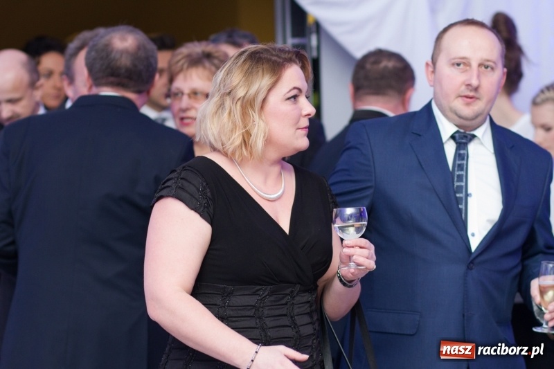 Zdjęcie w galerii na portalu naszraciborz.pl: Pietrowicka gala przedsiębiorczości już po raz trzynasty. Wręczono pięć statuetek wiadomości z regionu