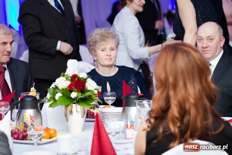 Zdjęcie w galerii na portalu naszraciborz.pl: Pietrowicka gala przedsiębiorczości już po raz trzynasty. Wręczono pięć statuetek wiadomości z regionu