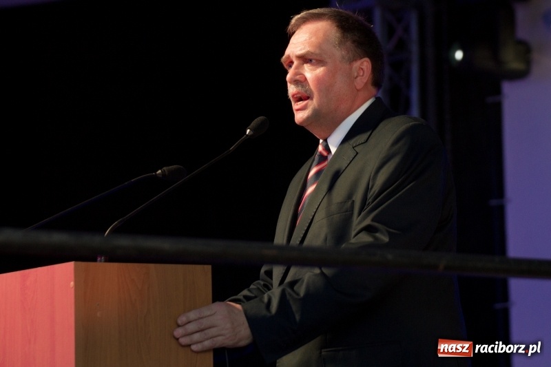 Zdjęcie w galerii na portalu naszraciborz.pl: Pietrowicka gala przedsiębiorczości już po raz trzynasty. Wręczono pięć statuetek wiadomości z regionu