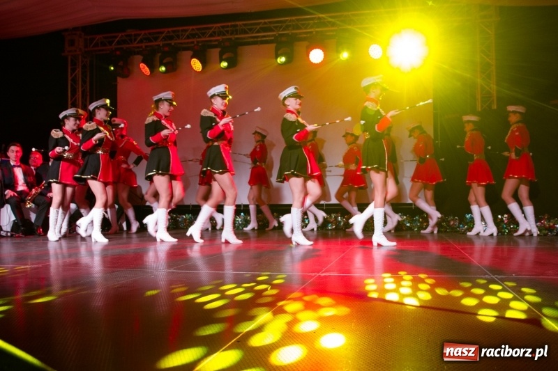 Zdjęcie w galerii na portalu naszraciborz.pl: Pietrowicka gala przedsiębiorczości już po raz trzynasty. Wręczono pięć statuetek wiadomości z regionu