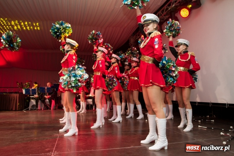 Zdjęcie w galerii na portalu naszraciborz.pl: Pietrowicka gala przedsiębiorczości już po raz trzynasty. Wręczono pięć statuetek wiadomości z regionu