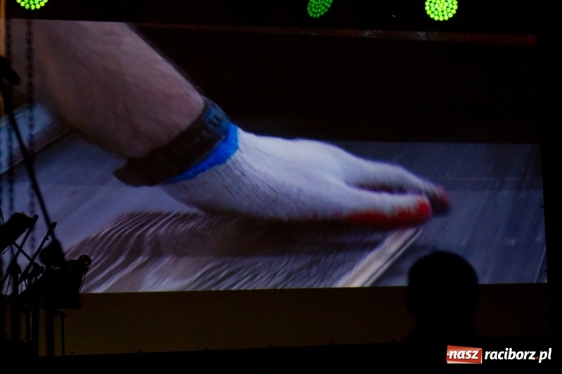 Zdjęcie w galerii na portalu naszraciborz.pl: Pietrowicka gala przedsiębiorczości już po raz trzynasty. Wręczono pięć statuetek wiadomości z regionu