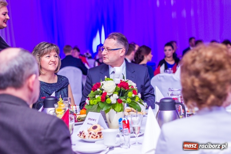 Zdjęcie w galerii na portalu naszraciborz.pl: Pietrowicka gala przedsiębiorczości już po raz trzynasty. Wręczono pięć statuetek wiadomości z regionu