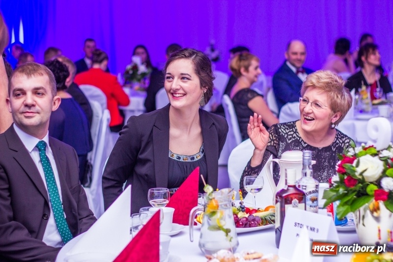 Zdjęcie w galerii na portalu naszraciborz.pl: Pietrowicka gala przedsiębiorczości już po raz trzynasty. Wręczono pięć statuetek wiadomości z regionu
