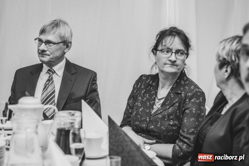 Zdjęcie w galerii na portalu naszraciborz.pl: Pietrowicka gala przedsiębiorczości już po raz trzynasty. Wręczono pięć statuetek wiadomości z regionu