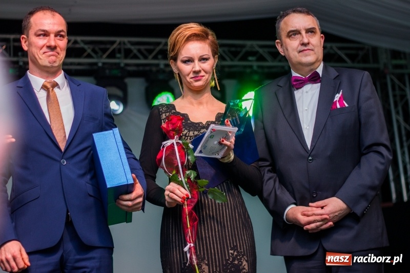 Zdjęcie w galerii na portalu naszraciborz.pl: Pietrowicka gala przedsiębiorczości już po raz trzynasty. Wręczono pięć statuetek wiadomości z regionu