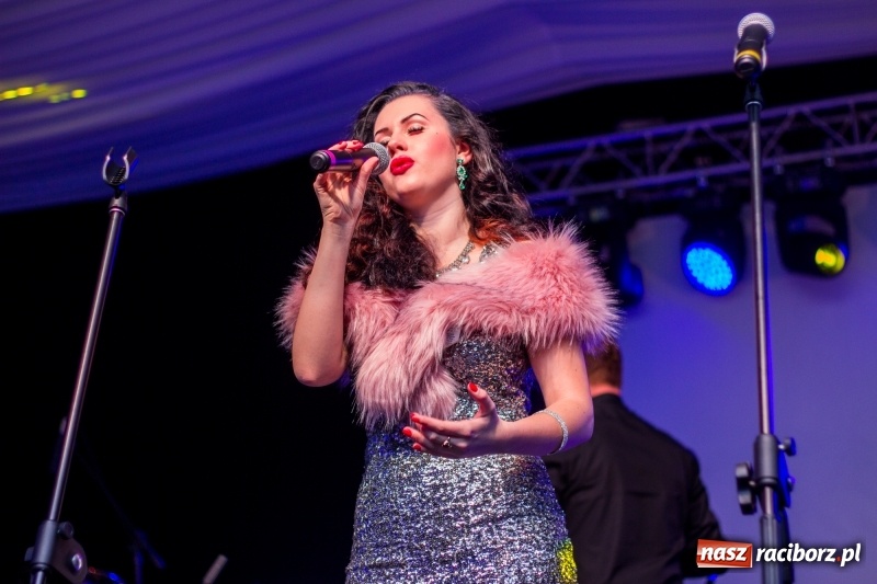 Zdjęcie w galerii na portalu naszraciborz.pl: Pietrowicka gala przedsiębiorczości już po raz trzynasty. Wręczono pięć statuetek wiadomości z regionu