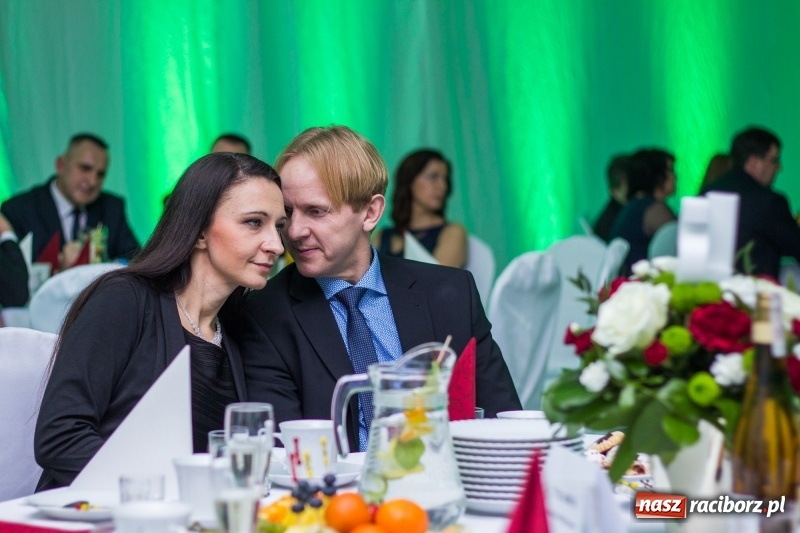 Zdjęcie w galerii na portalu naszraciborz.pl: Pietrowicka gala przedsiębiorczości już po raz trzynasty. Wręczono pięć statuetek wiadomości z regionu