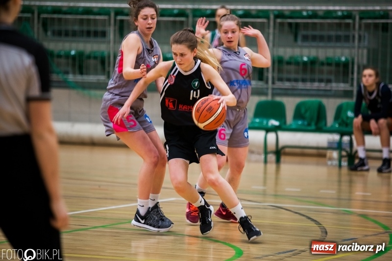 Zdjęcie w galerii na portalu naszraciborz.pl: Przegrana koszykarek RKK AZS Racibórz z MLKS-MOS Rzeszów wiadomości z regionu