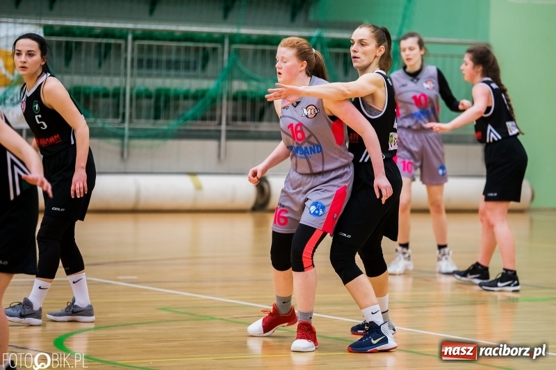 Zdjęcie w galerii na portalu naszraciborz.pl: Przegrana koszykarek RKK AZS Racibórz z MLKS-MOS Rzeszów wiadomości z regionu