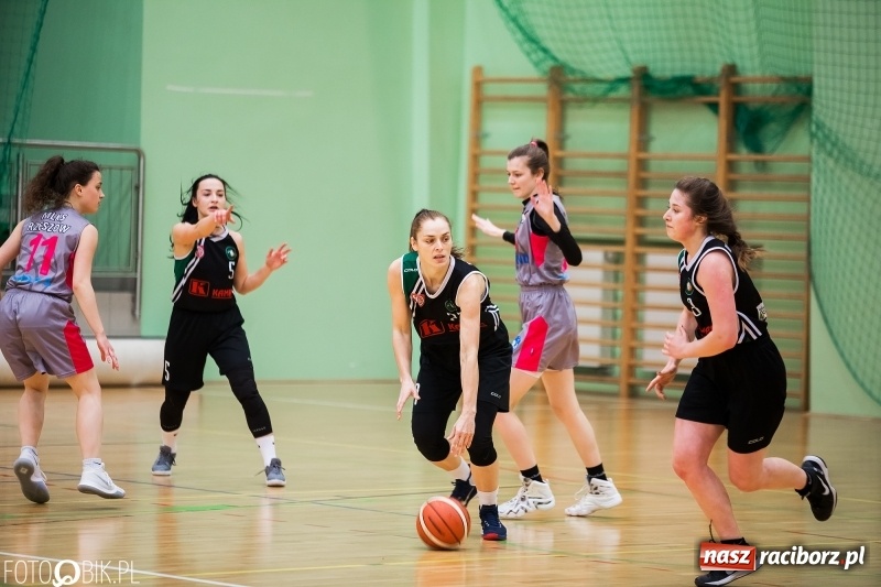 Zdjęcie w galerii na portalu naszraciborz.pl: Przegrana koszykarek RKK AZS Racibórz z MLKS-MOS Rzeszów wiadomości z regionu