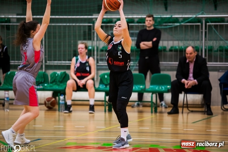 Zdjęcie w galerii na portalu naszraciborz.pl: Przegrana koszykarek RKK AZS Racibórz z MLKS-MOS Rzeszów wiadomości z regionu