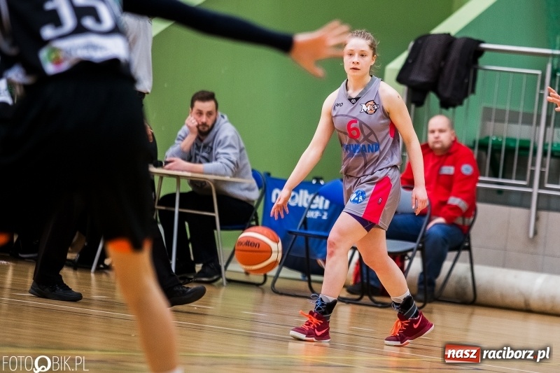 Zdjęcie w galerii na portalu naszraciborz.pl: Przegrana koszykarek RKK AZS Racibórz z MLKS-MOS Rzeszów wiadomości z regionu
