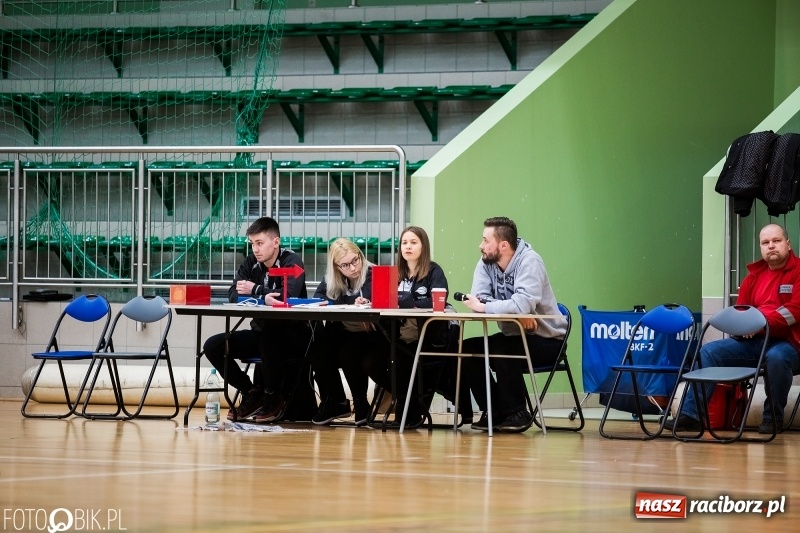 Zdjęcie w galerii na portalu naszraciborz.pl: Przegrana koszykarek RKK AZS Racibórz z MLKS-MOS Rzeszów wiadomości z regionu