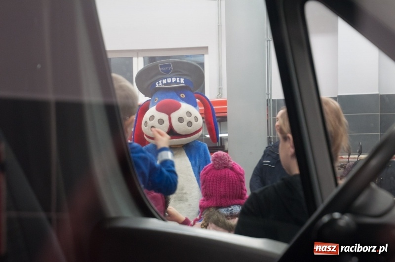 Zdjęcie w galerii na portalu naszraciborz.pl: Strażacka noc dla dzieci w Markowicach wiadomości z regionu