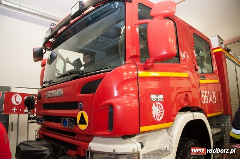Zdjęcie w galerii na portalu naszraciborz.pl: Strażacka noc dla dzieci w Markowicach wiadomości z regionu