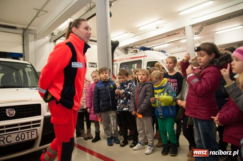 Zdjęcie w galerii na portalu naszraciborz.pl: Strażacka noc dla dzieci w Markowicach wiadomości z regionu