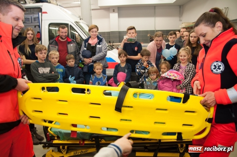 Zdjęcie w galerii na portalu naszraciborz.pl: Strażacka noc dla dzieci w Markowicach wiadomości z regionu