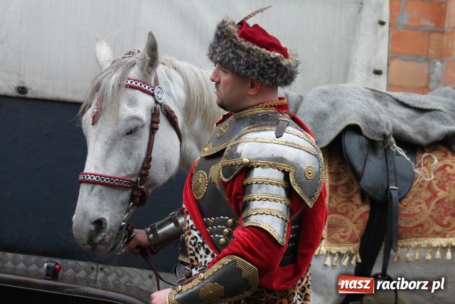 Zdjęcie w galerii na portalu naszraciborz.pl: W deszczu prosili o urodzaj wiadomości z regionu