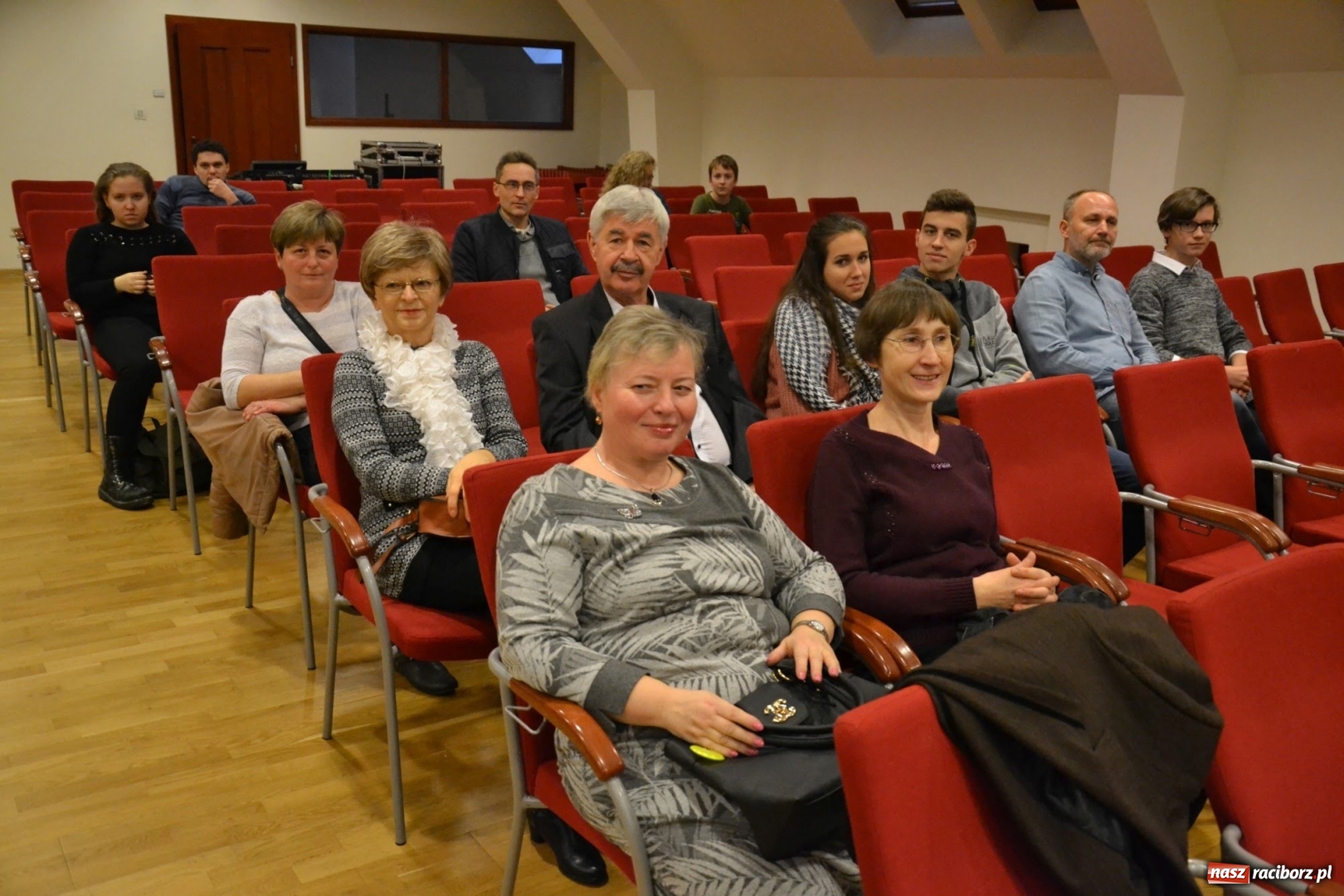Zdjęcie w galerii na portalu naszraciborz.pl: Podróżnicze spotkanie na zamku  wiadomości z regionu