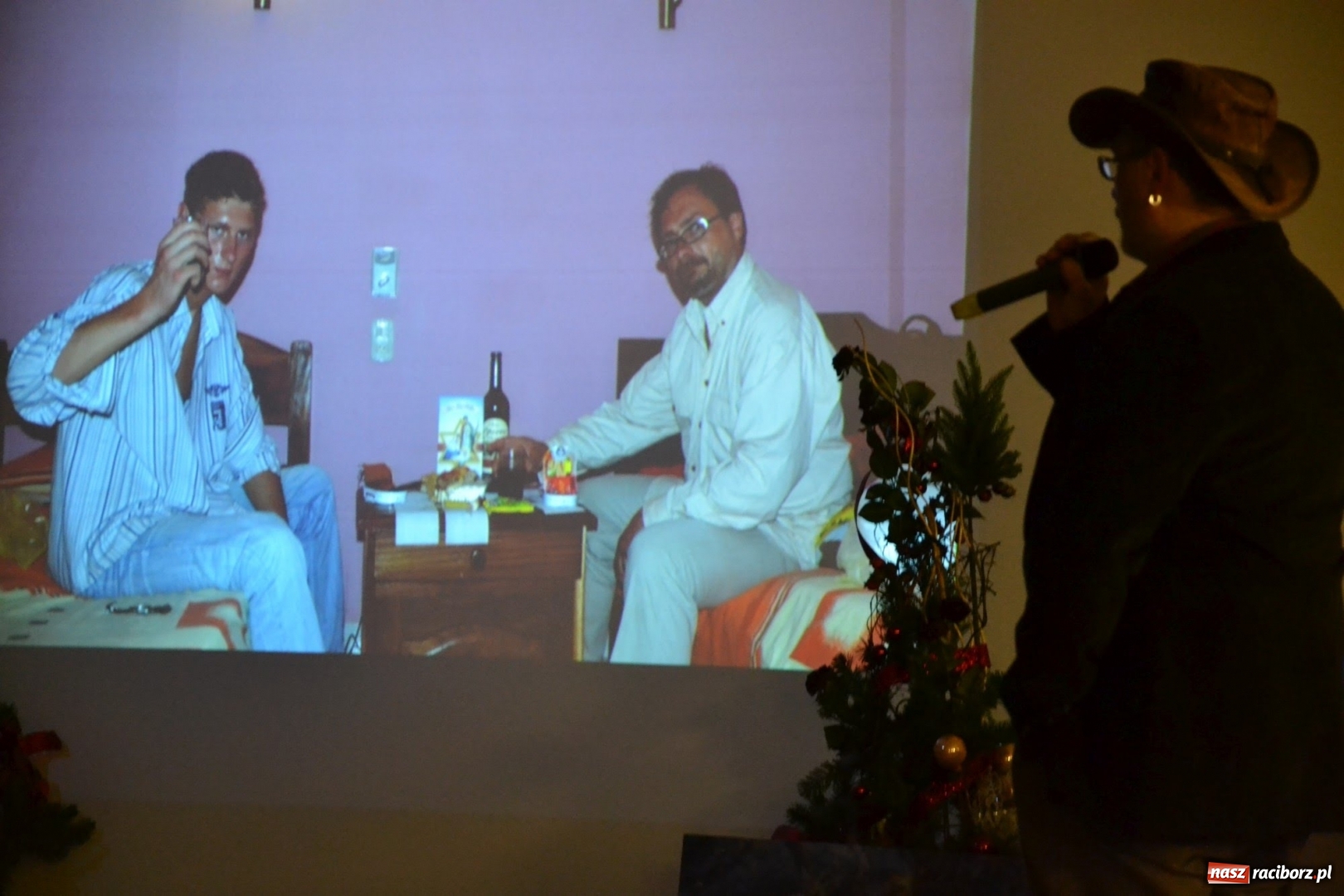 Zdjęcie w galerii na portalu naszraciborz.pl: Podróżnicze spotkanie na zamku  wiadomości z regionu