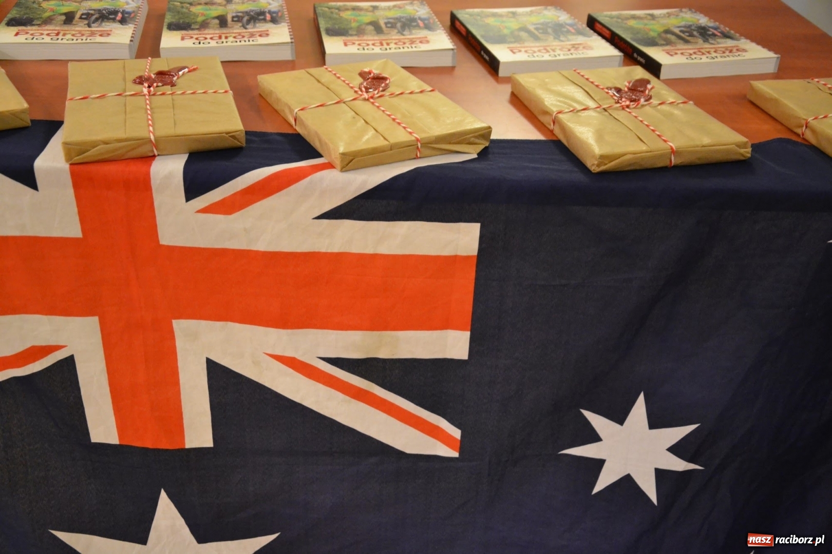 Zdjęcie w galerii na portalu naszraciborz.pl: Podróżnicze spotkanie na zamku  wiadomości z regionu