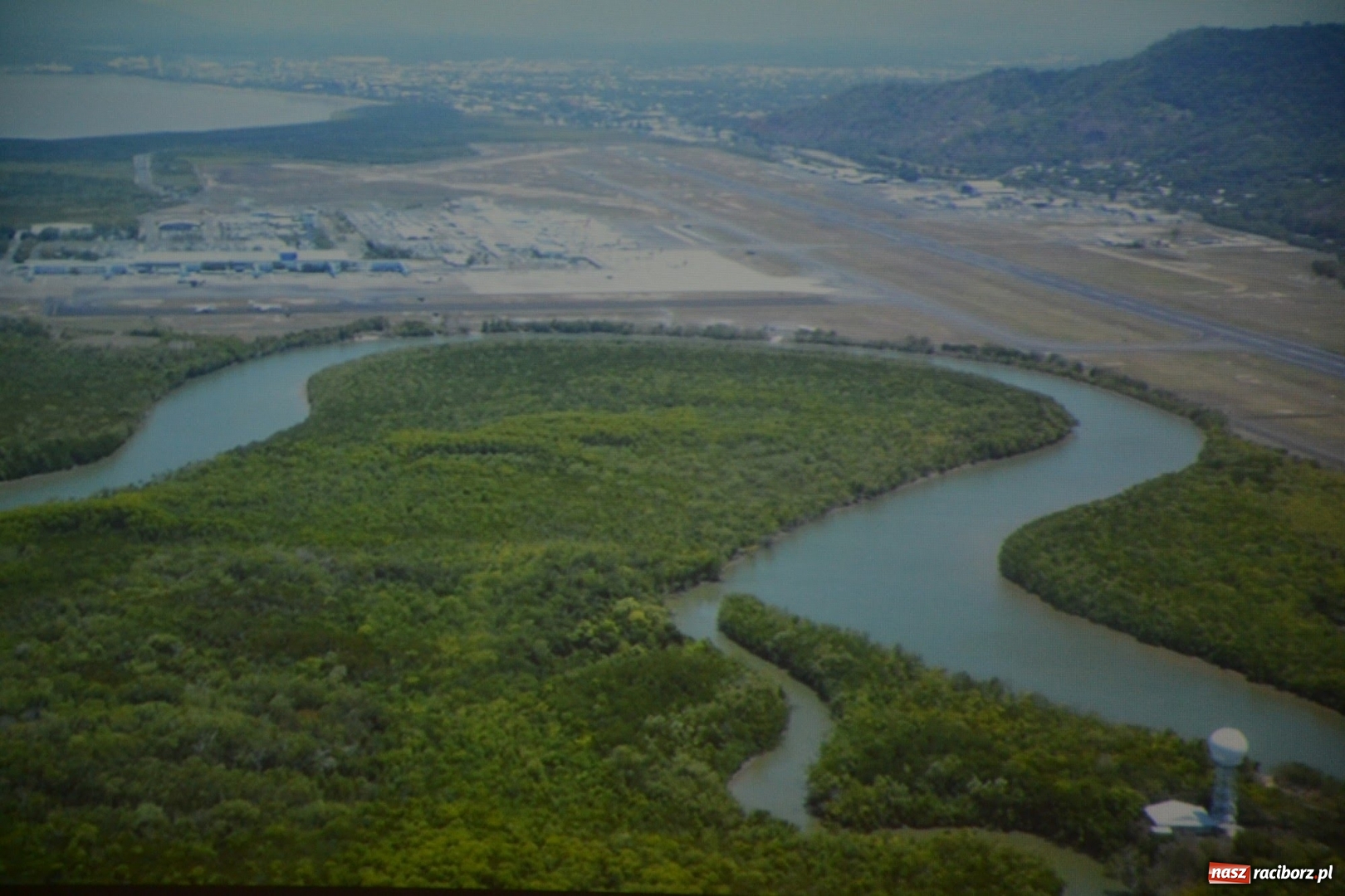 Zdjęcie w galerii na portalu naszraciborz.pl: Podróżnicze spotkanie na zamku  wiadomości z regionu