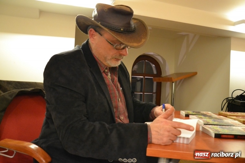 Zdjęcie w galerii na portalu naszraciborz.pl: Podróżnicze spotkanie na zamku  wiadomości z regionu