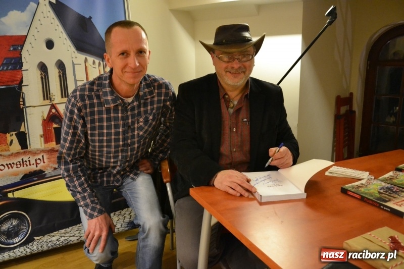 Zdjęcie w galerii na portalu naszraciborz.pl: Podróżnicze spotkanie na zamku  wiadomości z regionu