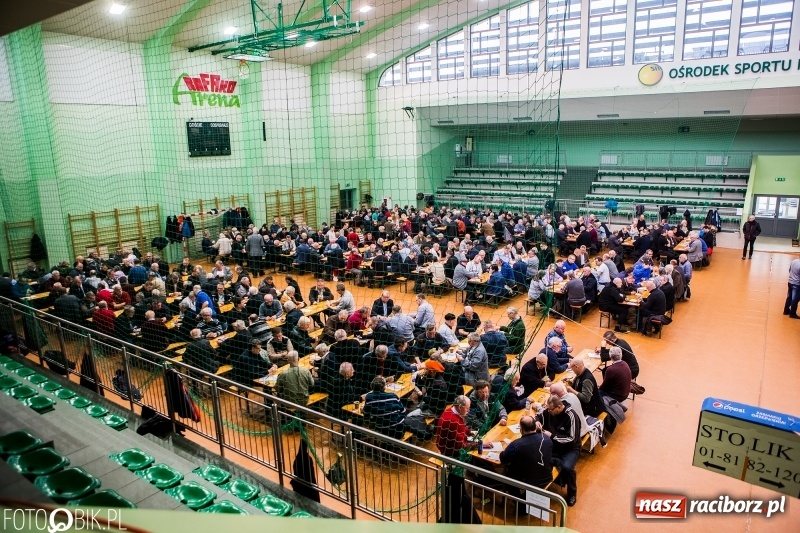 Zdjęcie w galerii na portalu naszraciborz.pl: Turniej Skata o Puchar Prezydenta Raciborza w Arenie Rafako wiadomości z regionu