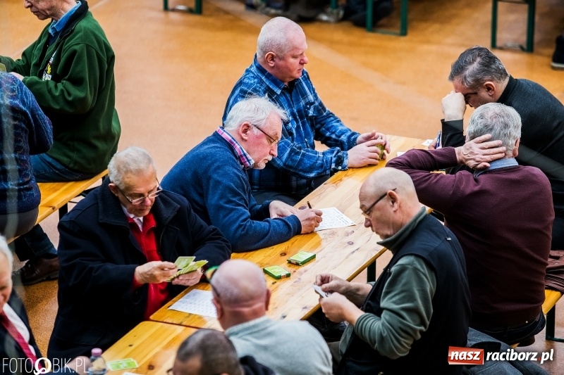 Zdjęcie w galerii na portalu naszraciborz.pl: Turniej Skata o Puchar Prezydenta Raciborza w Arenie Rafako wiadomości z regionu