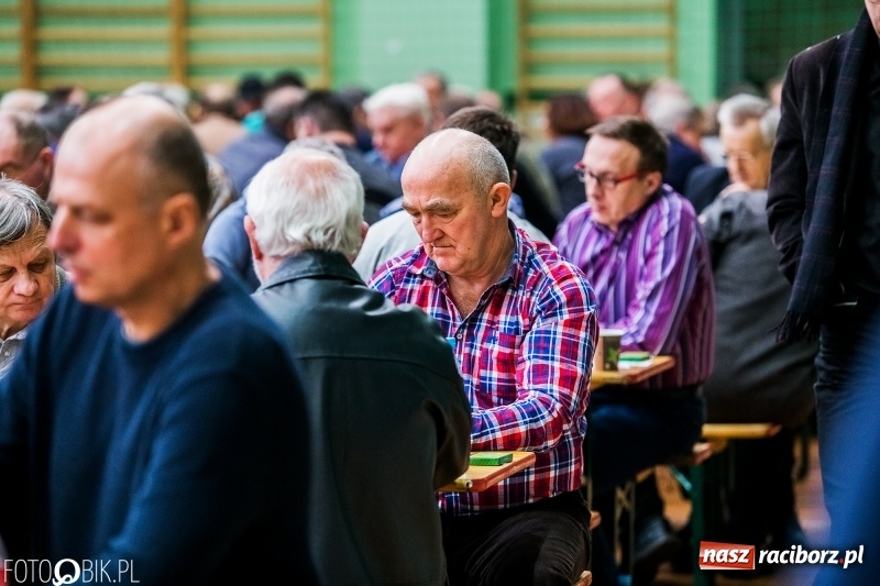 Zdjęcie w galerii na portalu naszraciborz.pl: Turniej Skata o Puchar Prezydenta Raciborza w Arenie Rafako wiadomości z regionu
