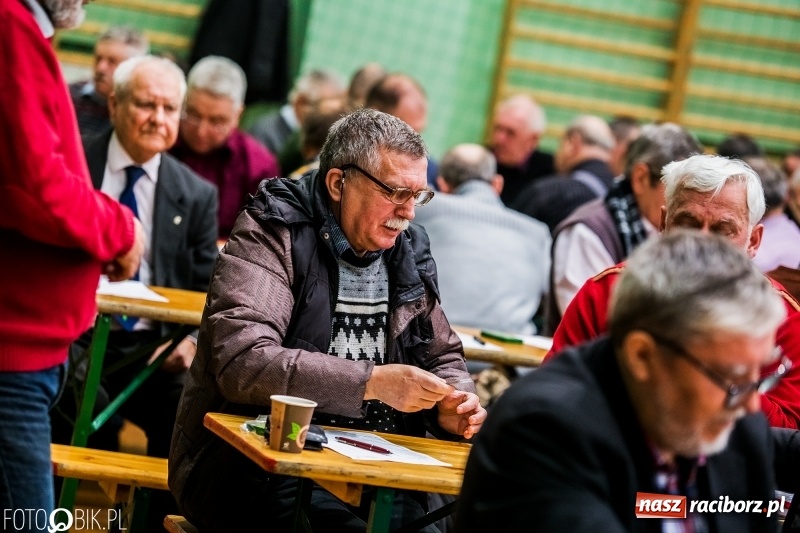 Zdjęcie w galerii na portalu naszraciborz.pl: Turniej Skata o Puchar Prezydenta Raciborza w Arenie Rafako wiadomości z regionu