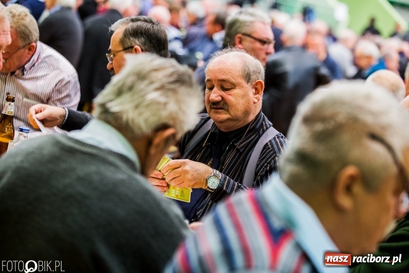 Zdjęcie w galerii na portalu naszraciborz.pl: Turniej Skata o Puchar Prezydenta Raciborza w Arenie Rafako wiadomości z regionu