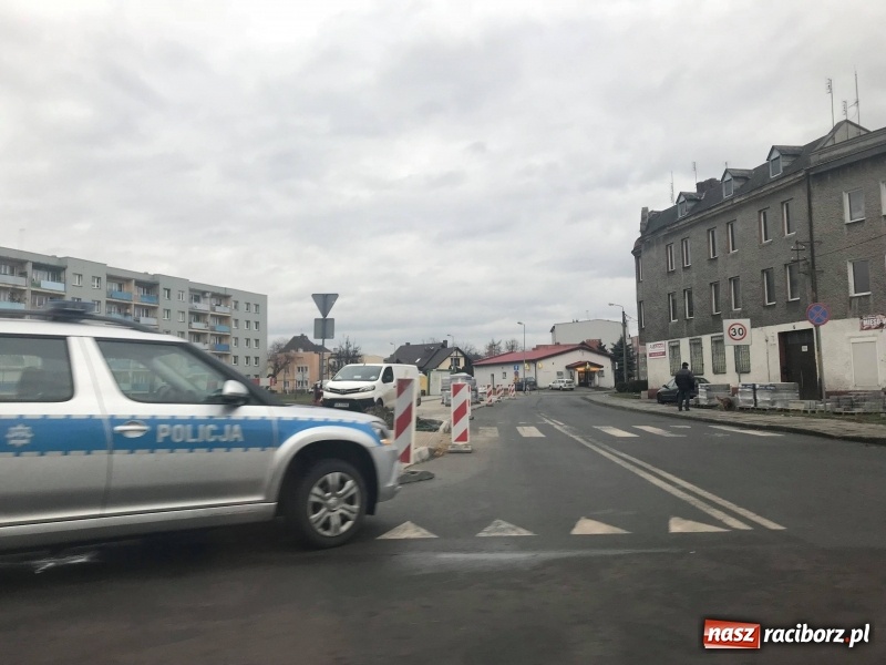 Zdjęcie w galerii na portalu naszraciborz.pl: Potrącenie rowerzysty na Ostrogu  wiadomości z regionu