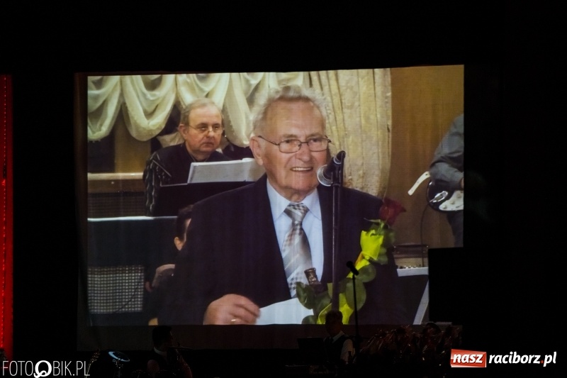 Zdjęcie w galerii na portalu naszraciborz.pl: Dziesiąta jubileuszowa gala Mieszko. Wręczono pięć statuetek  wiadomości z regionu