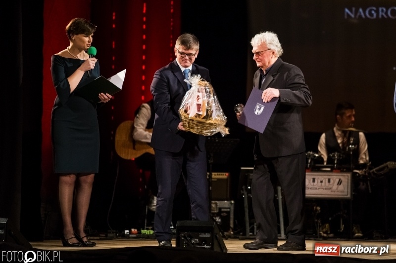 Zdjęcie w galerii na portalu naszraciborz.pl: Dziesiąta jubileuszowa gala Mieszko. Wręczono pięć statuetek  wiadomości z regionu