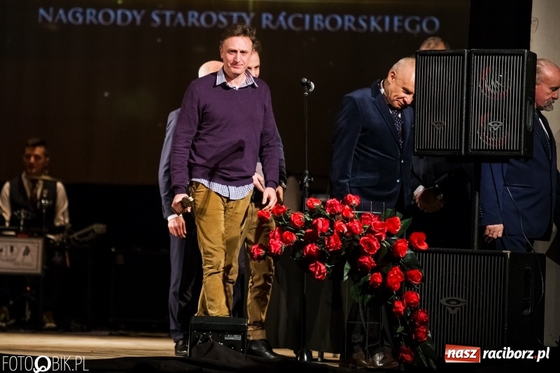 Zdjęcie w galerii na portalu naszraciborz.pl: Dziesiąta jubileuszowa gala Mieszko. Wręczono pięć statuetek  wiadomości z regionu