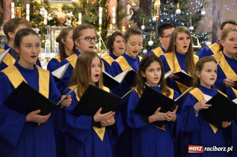 Zdjęcie w galerii na portalu naszraciborz.pl: Trzecie raciborskie kolędowanie dla Kamerunu  wiadomości z regionu