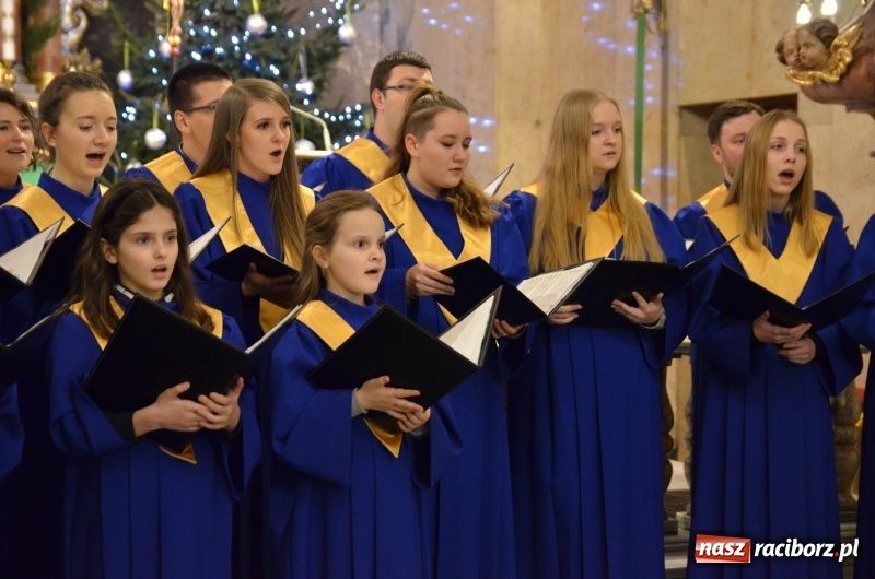 Zdjęcie w galerii na portalu naszraciborz.pl: Trzecie raciborskie kolędowanie dla Kamerunu  wiadomości z regionu