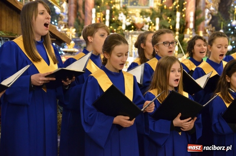 Zdjęcie w galerii na portalu naszraciborz.pl: Trzecie raciborskie kolędowanie dla Kamerunu  wiadomości z regionu