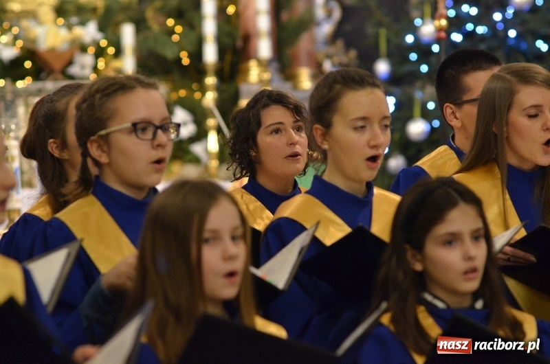 Zdjęcie w galerii na portalu naszraciborz.pl: Trzecie raciborskie kolędowanie dla Kamerunu  wiadomości z regionu