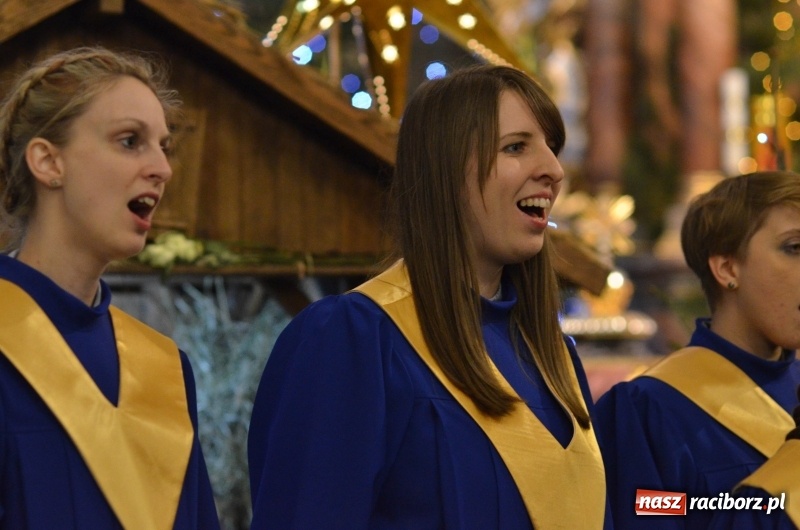 Zdjęcie w galerii na portalu naszraciborz.pl: Trzecie raciborskie kolędowanie dla Kamerunu  wiadomości z regionu