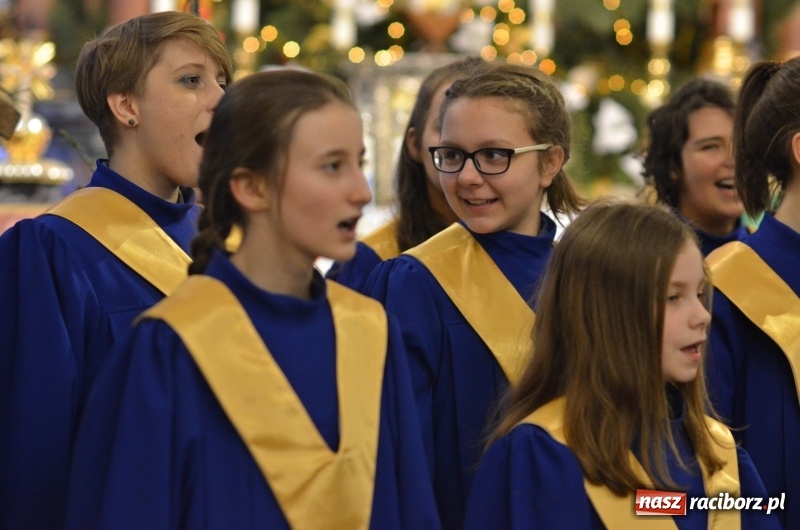 Zdjęcie w galerii na portalu naszraciborz.pl: Trzecie raciborskie kolędowanie dla Kamerunu  wiadomości z regionu