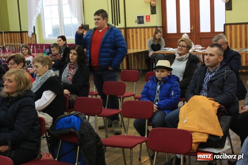 Zdjęcie w galerii na portalu naszraciborz.pl: Wieczór kolęd i jasełek w Borucinie wiadomości z regionu