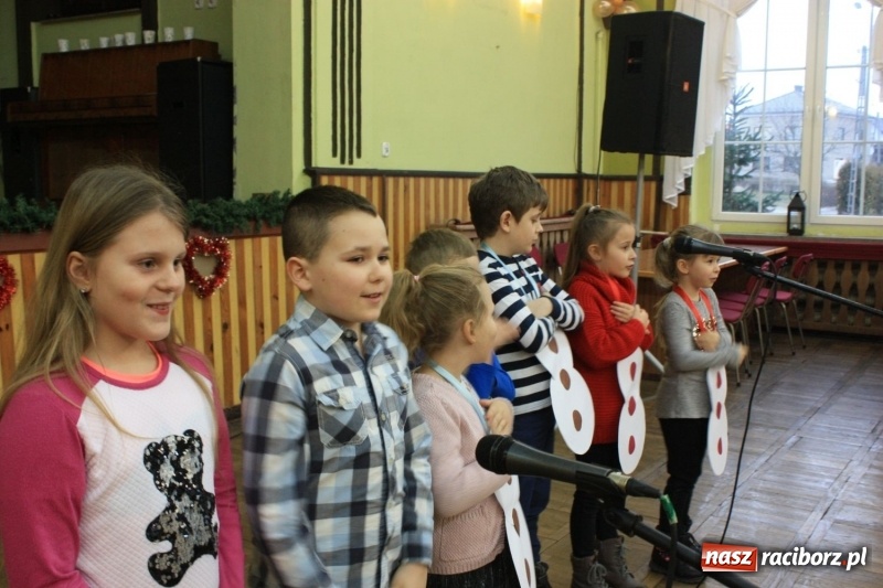 Zdjęcie w galerii na portalu naszraciborz.pl: Wieczór kolęd i jasełek w Borucinie wiadomości z regionu