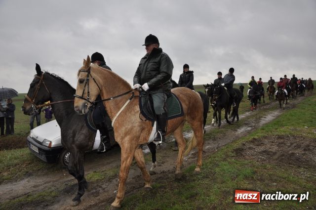 Zdjęcie w galerii na portalu naszraciborz.pl: Pogoda nie przestraszyła jeźdźców wiadomości z regionu