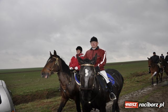 Zdjęcie w galerii na portalu naszraciborz.pl: Pogoda nie przestraszyła jeźdźców wiadomości z regionu